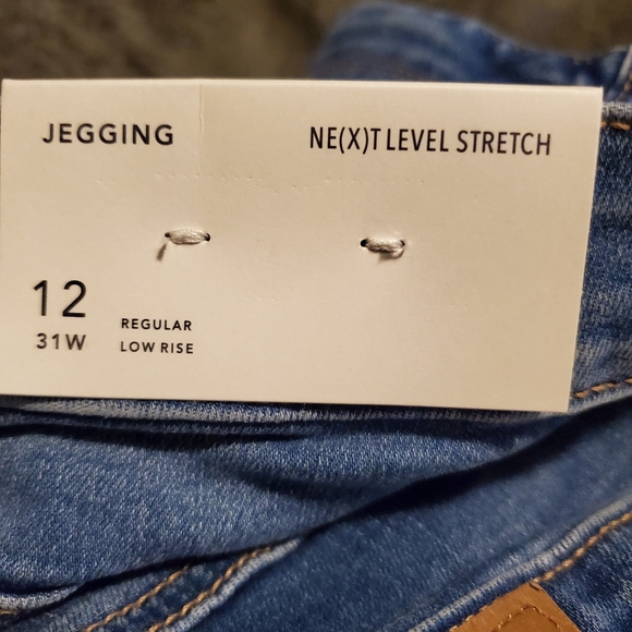 Jeans - Picture 3 of 9